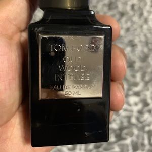 TOM FORD oud wood INTENSE perfume